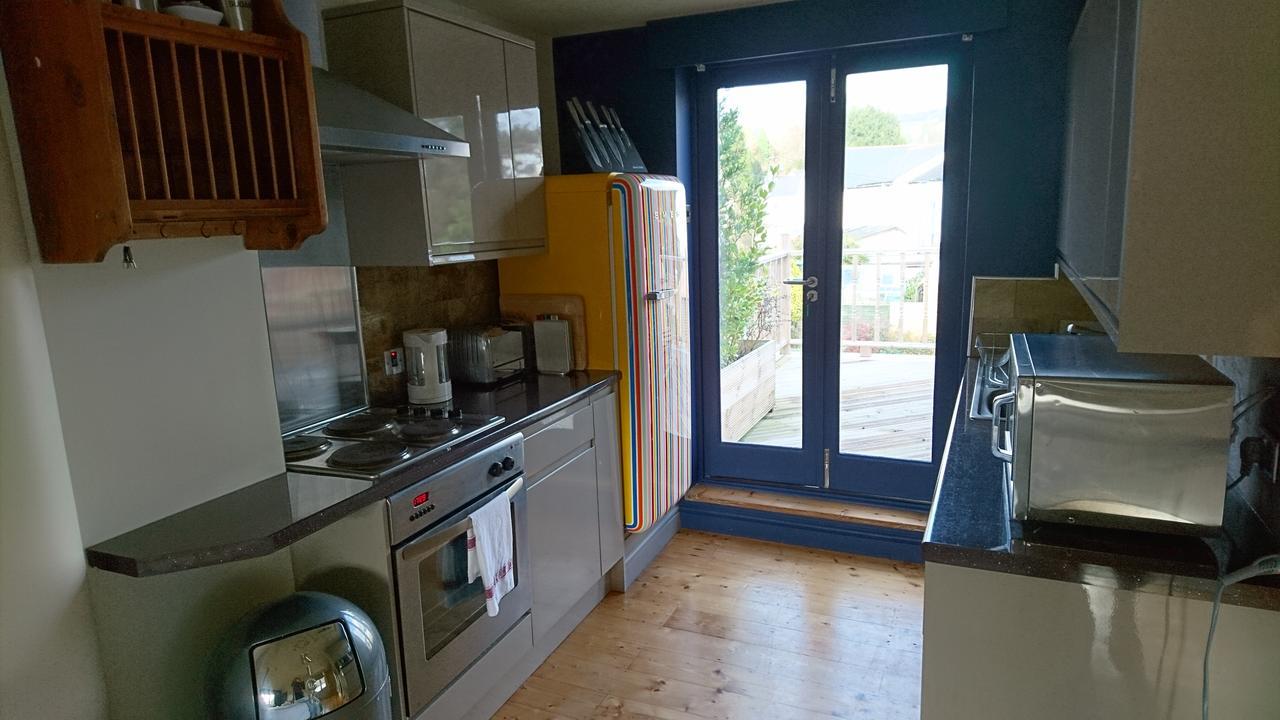 Studio 7 Apartment Сейнт Остел Екстериор снимка